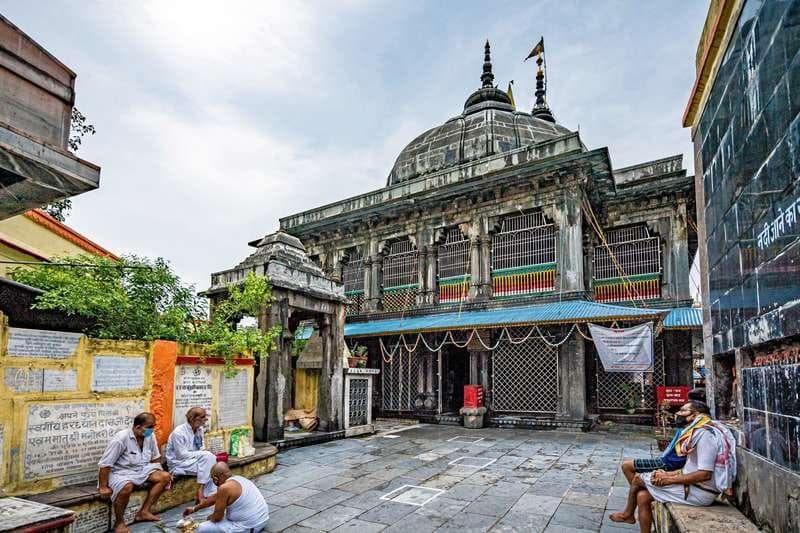 Gaya Pind Daan & Pitru Shanti Puja at Vishnupad Temple